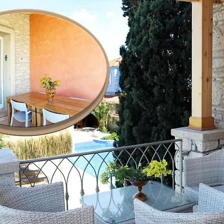 מלון Gubiba Evleri 2*