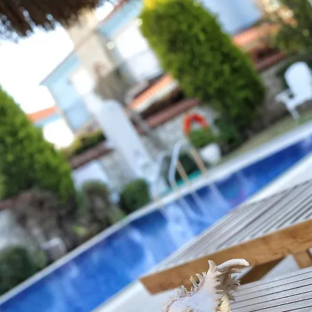 Hotel Gubiba Evleri Alacati